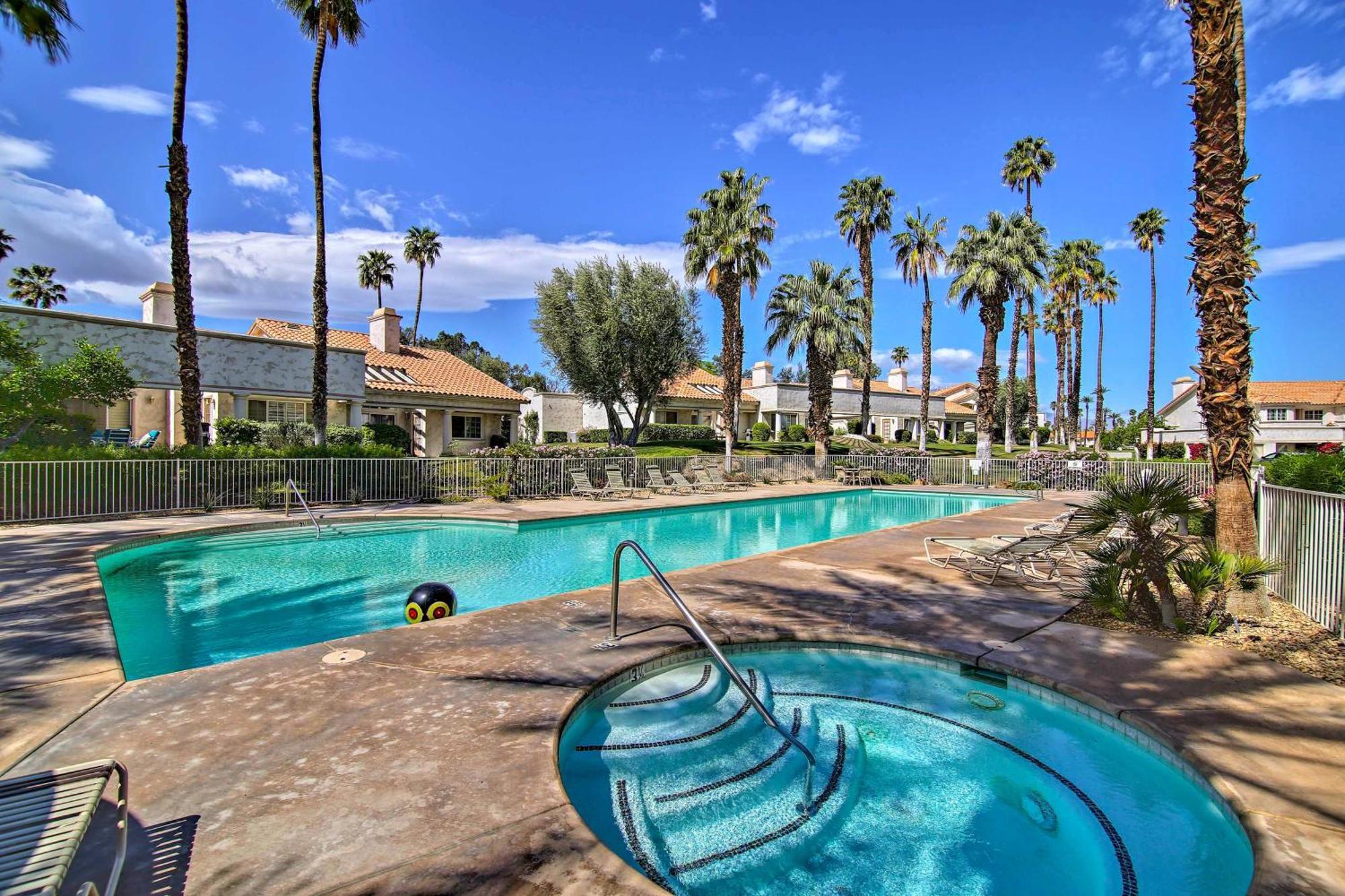 Palm Desert Retreat Pool Access And On-Site Golf! Villa Exterior photo